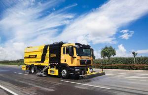 節能渦流復合式高速清掃車:開啟道路智能高效清掃新時代